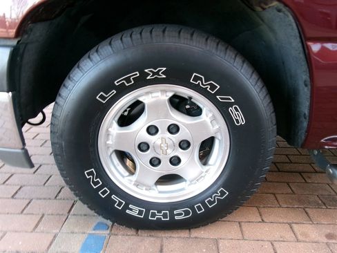 Used 1999 Chevrolet Silverado 1500 LS w/ Firm Ride Suspension Pkg image 31