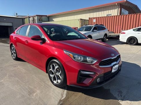 Used 2021 Kia Forte LXS image 1