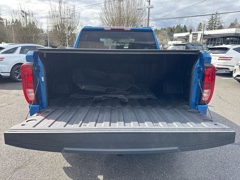 Used 2024 GMC Sierra 1500 Elevation w/ LPO, Elevation Black Package image 13