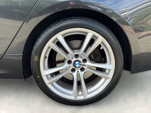 Used 2012 BMW 535i Gran Turismo RWD image 6
