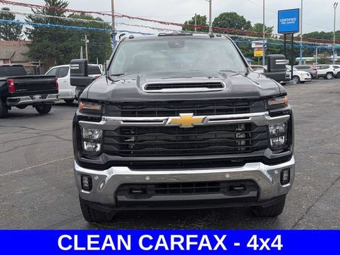 Used 2025 Chevrolet Silverado 2500 LT w/ All Star Edition AWD/4WD image 2
