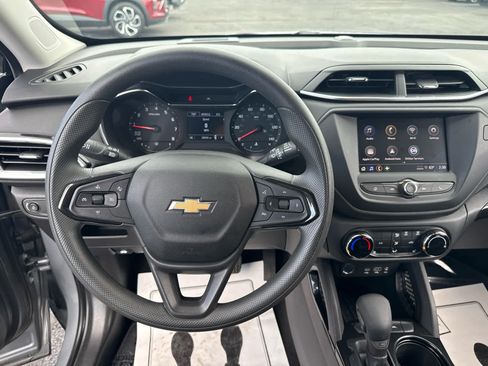 Certified 2023 Chevrolet TrailBlazer LT FWD image 15