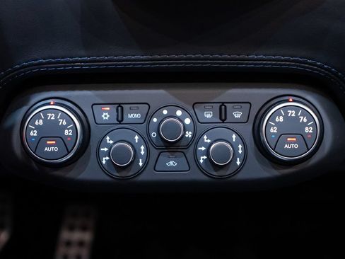 Certified 2014 Ferrari 458 Spider RWD image 35