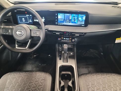 New 2026 Nissan Kicks SV w/ Charging Package image 24