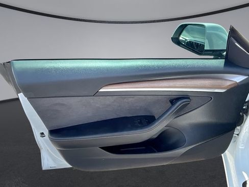 Used 2023 Tesla Model 3 Standard Range RWD image 16
