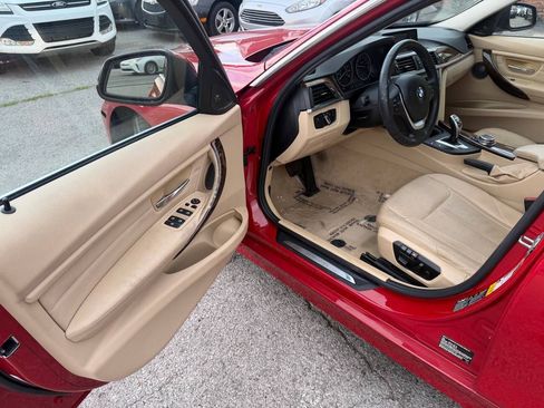 Used 2015 BMW 328i xDrive Wagon AWD/4WD image 11