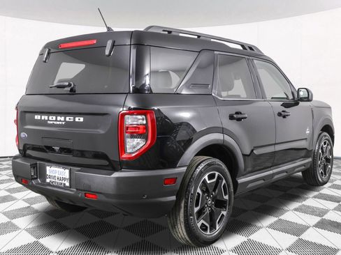 Used 2023 Ford Bronco Sport Outer Banks w/ Tech Package image 14