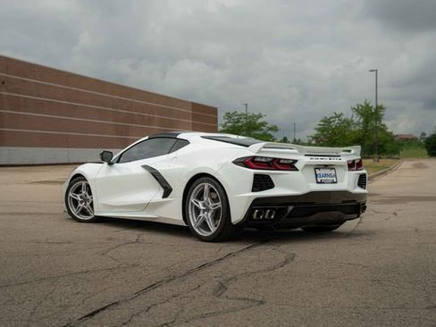 Used 2021 Chevrolet Corvette Stingray Premium Cpe w/ Z51 Performance Package RWD image 32