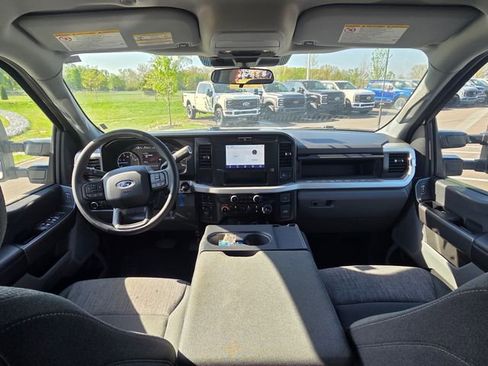 Used 2025 Ford F350 XLT AWD/4WD image 18