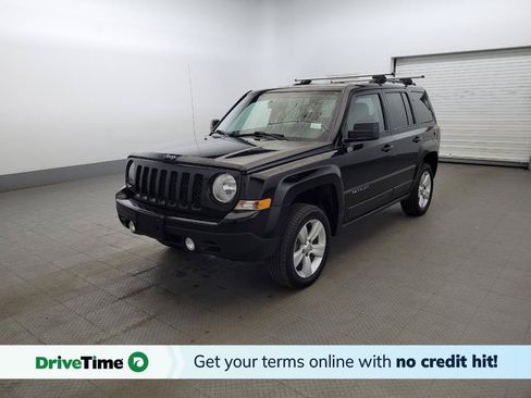 Used 2017 Jeep Patriot Latitude FWD image 1