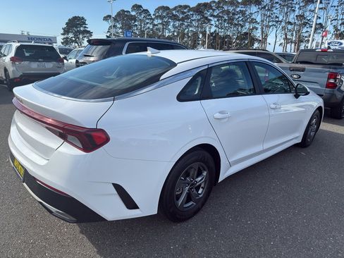 Used 2023 Kia K5 LXS image 4
