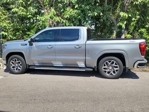 Used 2024 GMC Sierra 1500 SLT w/ SLT Premium Plus Package AWD/4WD image 2