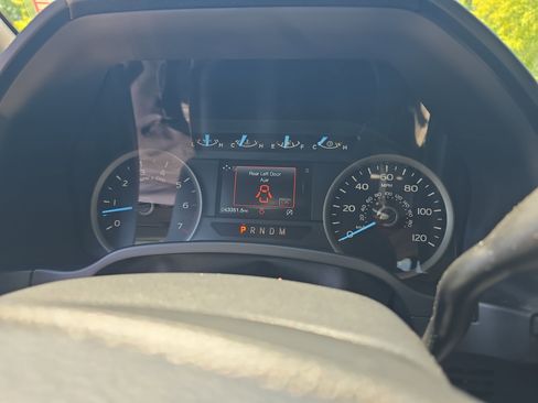 Used 2020 Ford F150 XLT w/ Equipment Group 302A Luxury RWD image 21