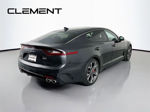 Used 2021 Kia Stinger GT2 image 7