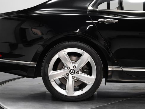Used 2016 Bentley Mulsanne Speed image 20