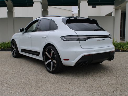 Used 2026 Porsche Macan GTS AWD/4WD image 3