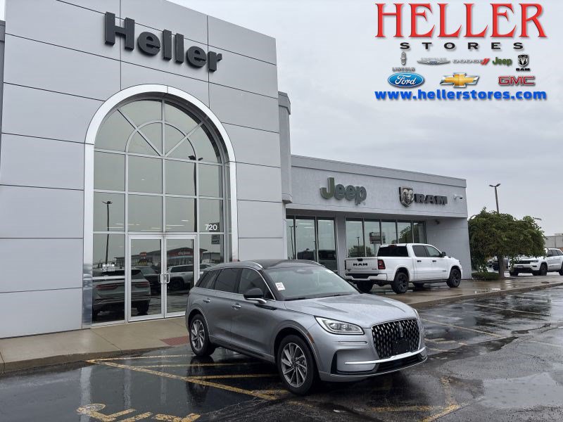 Used 2024 Lincoln Corsair Grand Touring AWD/4WD image 1
