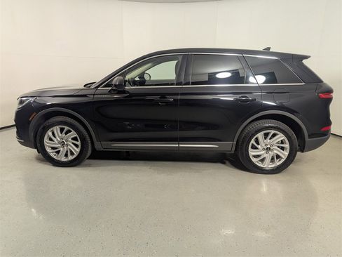 Used 2023 Lincoln Corsair Standard image 4