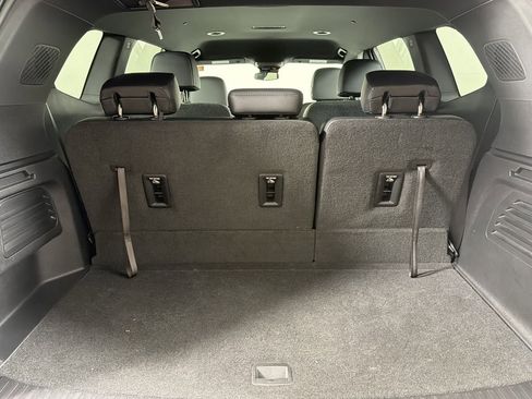 New 2025 GMC Acadia Elevation w/ Elevation Premium Package image 17