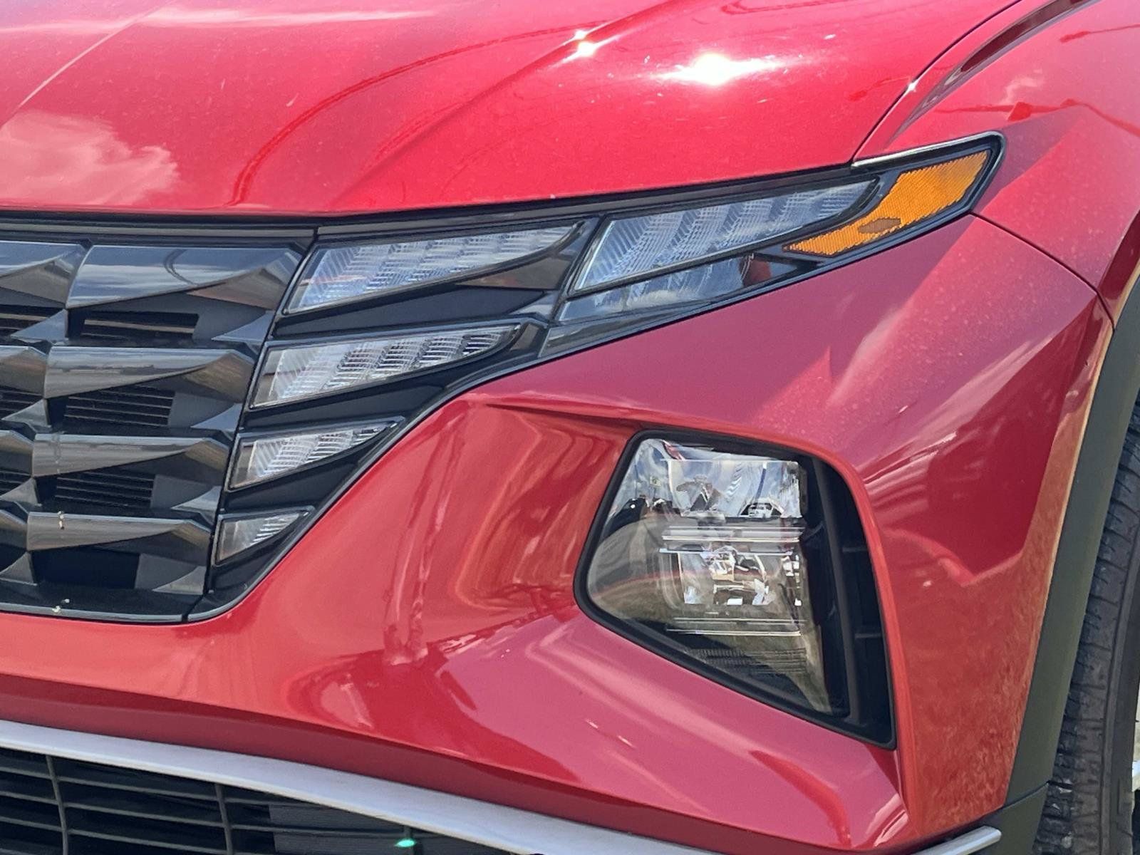 Used 2022 Hyundai Tucson SEL AWD/4WD image 2