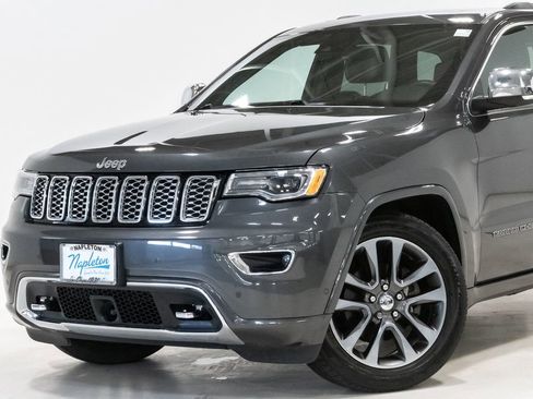 Used 2017 Jeep Grand Cherokee Overland w/ Jeep Active Safety Group image 2