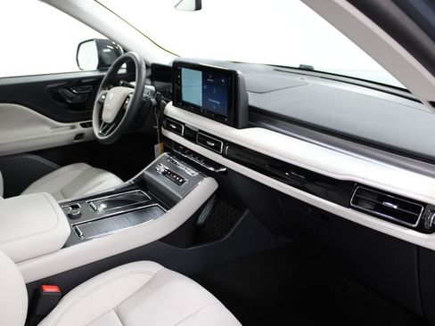 New 2025 Lincoln Aviator Premiere w/ Equipment Group 101A image 30