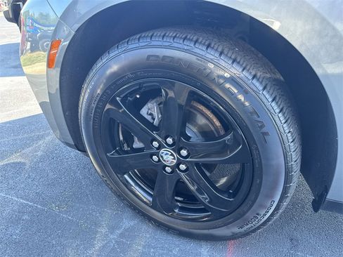 Used 2023 Buick Enclave Essence w/ Experience Buick Package image 16