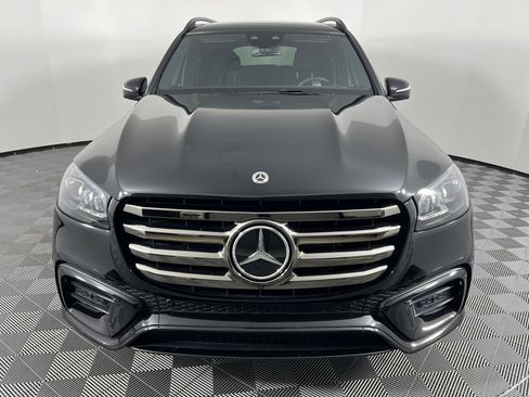 Certified 2025 Mercedes-Benz GLS 580 4MATIC image 4