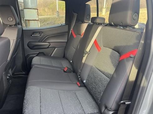 New 2025 Chevrolet Colorado Z71 w/ Midnight Edition image 34