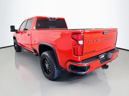Used 2021 Chevrolet Silverado 2500 LTZ w/ LTZ Plus Package AWD/4WD image 5