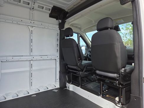 New 2026 RAM ProMaster 1500 w/ Convenience Group FWD image 7