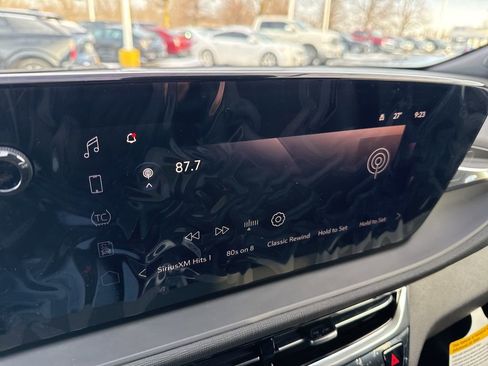 New 2026 Buick Envista Avenir image 11