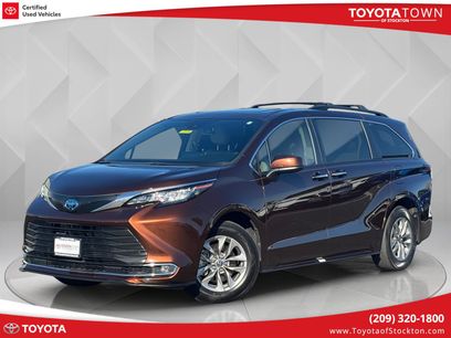Certified 2023 Toyota Sienna XLE