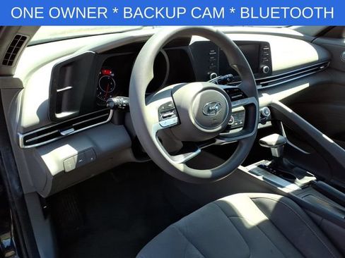 Used 2023 Hyundai Elantra SEL w/ Cargo Package FWD image 14