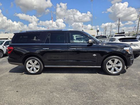 Used 2023 Ford Expedition Max King Ranch AWD/4WD image 4