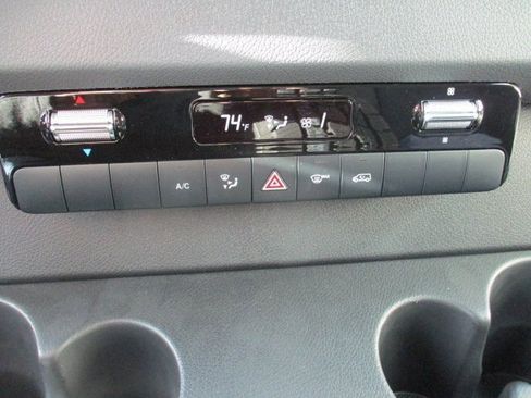 Used 2023 Mercedes-Benz Sprinter 3500 image 11