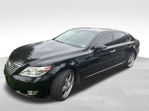 Used 2010 Lexus LS 460 L RWD image 4