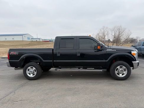 Used 2016 Ford F250 XLT w/ FX4 Off-Road Package image 4