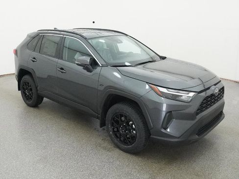 New 2025 Toyota RAV4 XLE image 29