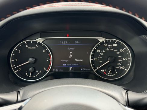 Used 2025 Nissan Altima 2.5 SR FWD image 32