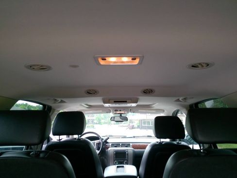 Used 2009 GMC Yukon SLT AWD/4WD image 12
