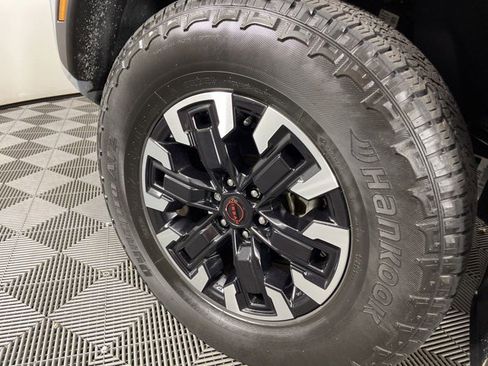 Used 2023 Nissan Frontier PRO-4X w/ Pro Convenience Package AWD/4WD image 6