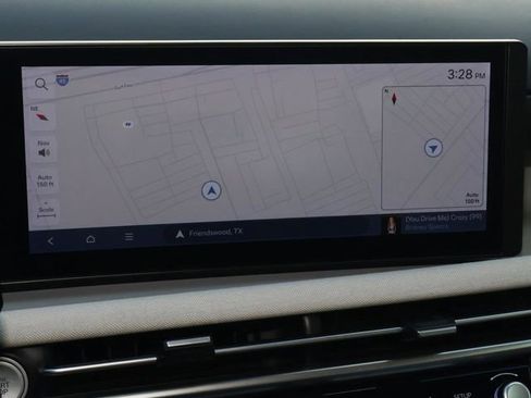 Certified 2025 Hyundai Tucson Limited image 32