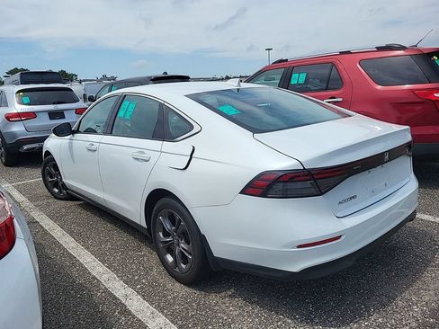 Used 2023 Honda Accord EX image 4