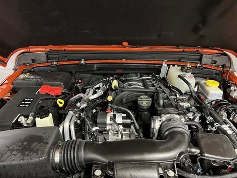 Used 2023 Jeep Wrangler Unlimited Rubicon w/ LED Lighting Group AWD/4WD image 30