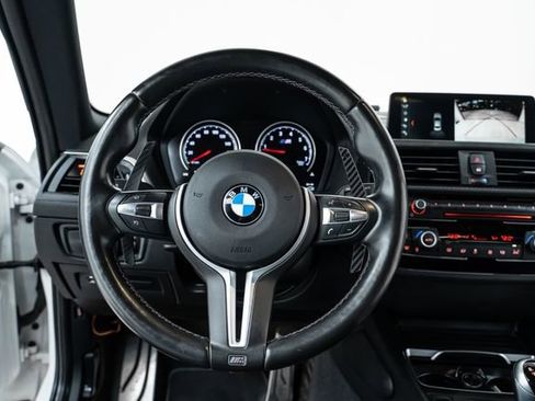 Used 2018 BMW M2 image 28
