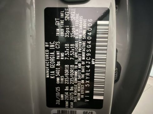 Used 2025 Kia Sorento S w/ Panoramic Sunroof Package FWD image 29