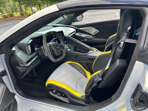 Certified 2021 Chevrolet Corvette Stingray Premium Cpe w/ Body-Color Dual Roof Package RWD image 37