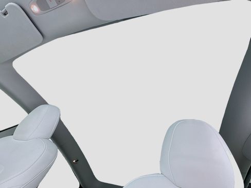 Used 2021 Tesla Model Y 2WD image 14