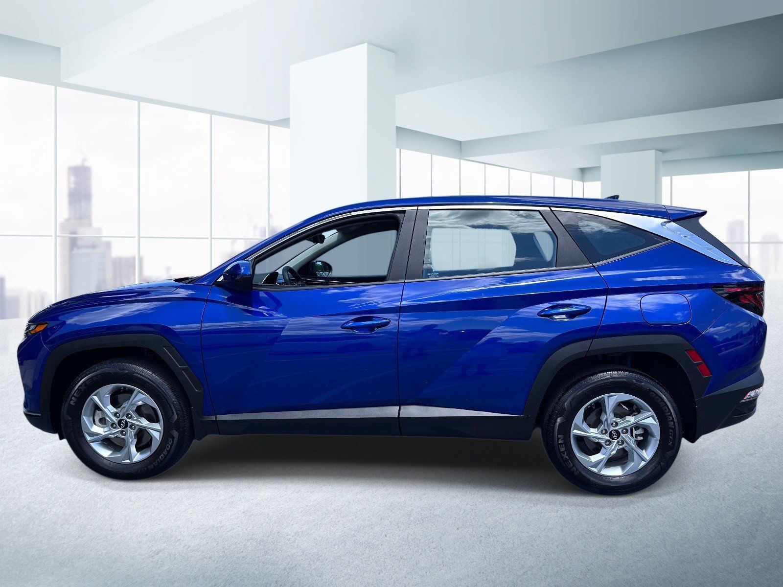 Used 2024 Hyundai Tucson SE AWD/4WD image 2